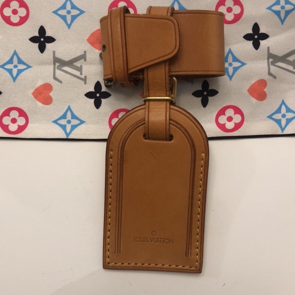 LOUIS VUITTON Name Tag & Poignet Set - Picture 5 of 6